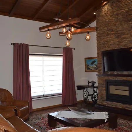 Afonsos House & Farm stay Videmonte